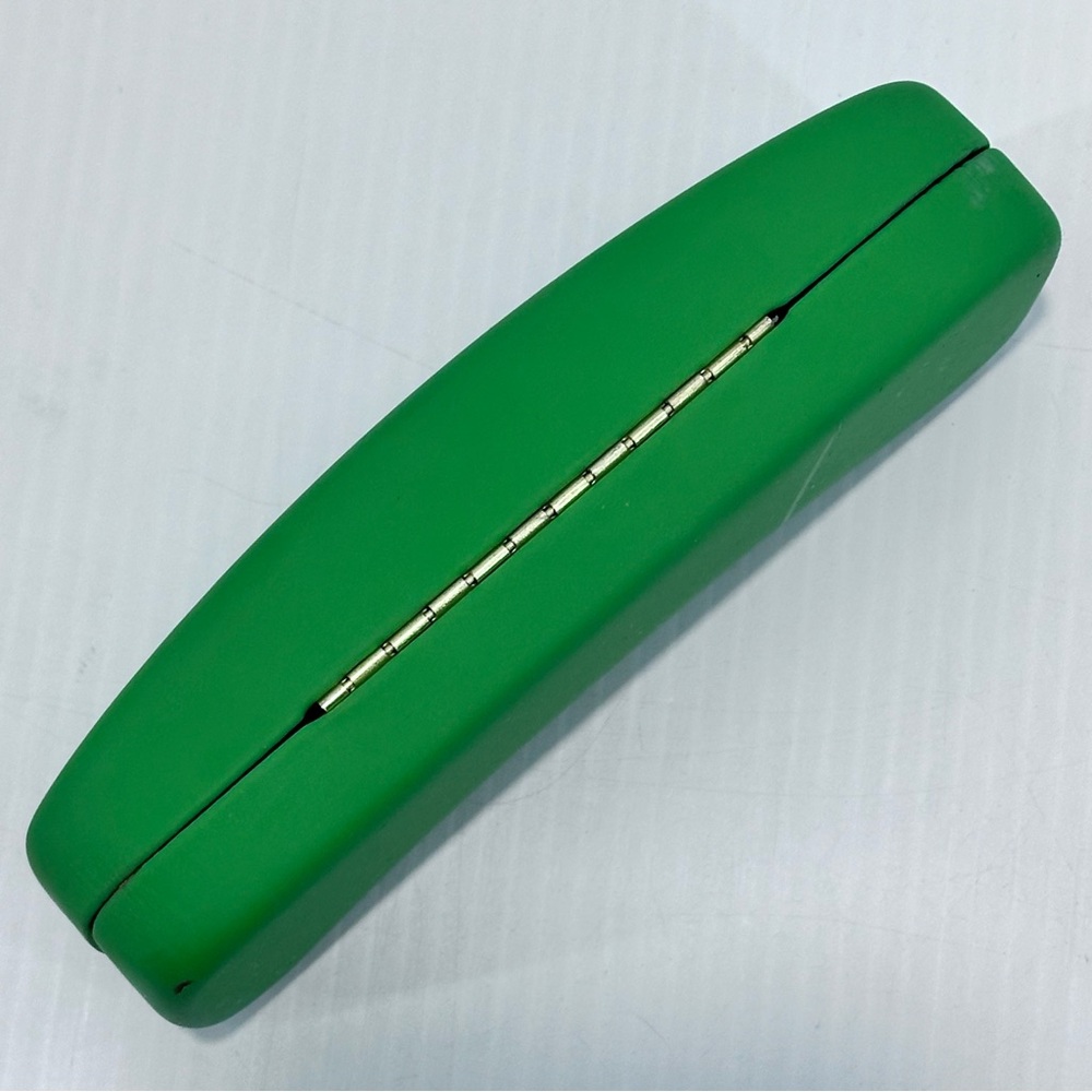 Ray-Ban Green‎ Hard Shell Eyewear Case - Picture 3 of 10